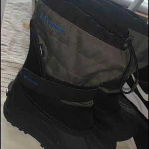 Columbia snow boots